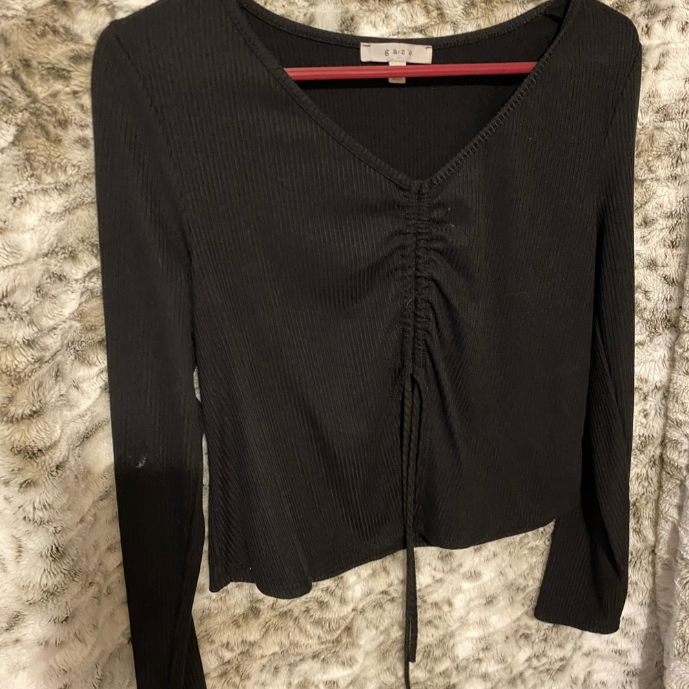 black long sleeve adjustable top